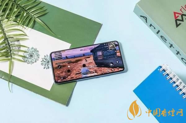 iqoo5值得入手嗎？旗艦“水桶機”入手到底虧不虧！