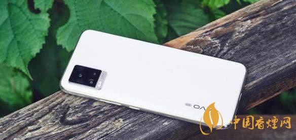 vivoy70s和vivos7哪個好?vivoy70s和vivos7兩款手機參數對比