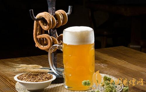 喝酒時(shí)需要注意什么?專家的6條建議讓你健康飲酒!