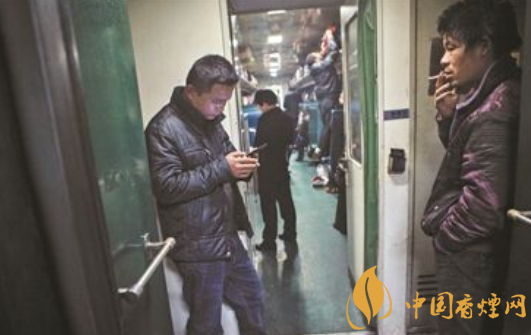 2018世界禁煙日倒計時 兩會委員建議普列取消吸煙區全面禁煙