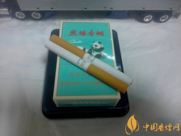 熊貓香煙(經典)禮盒裝怎么樣 口感豐潤細膩回味無窮